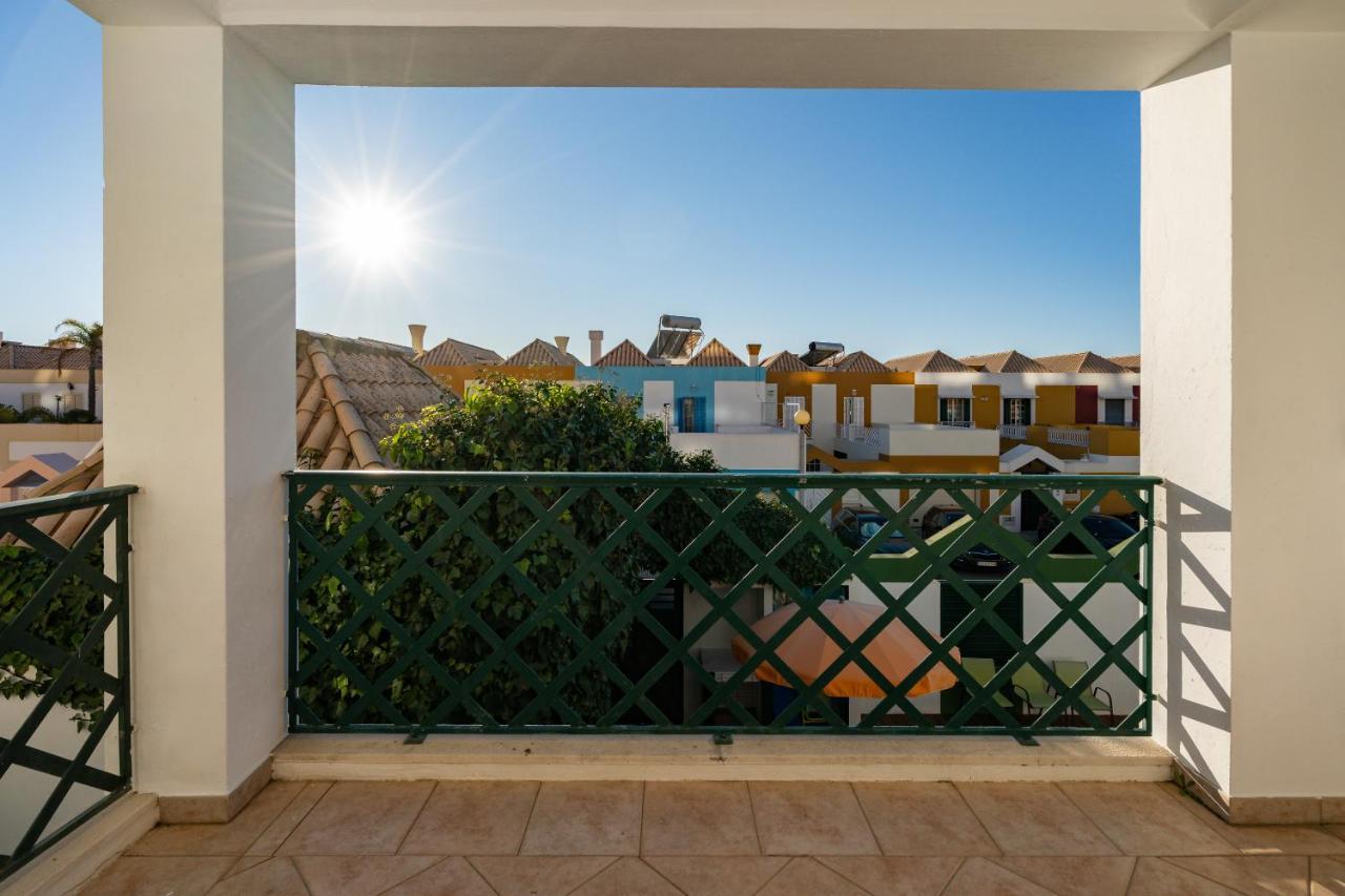 Holiday Villa In Elite Residential Area Of فارو المظهر الخارجي الصورة