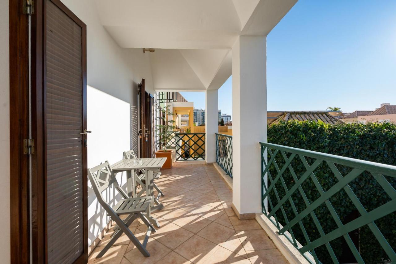 Holiday Villa In Elite Residential Area Of فارو المظهر الخارجي الصورة