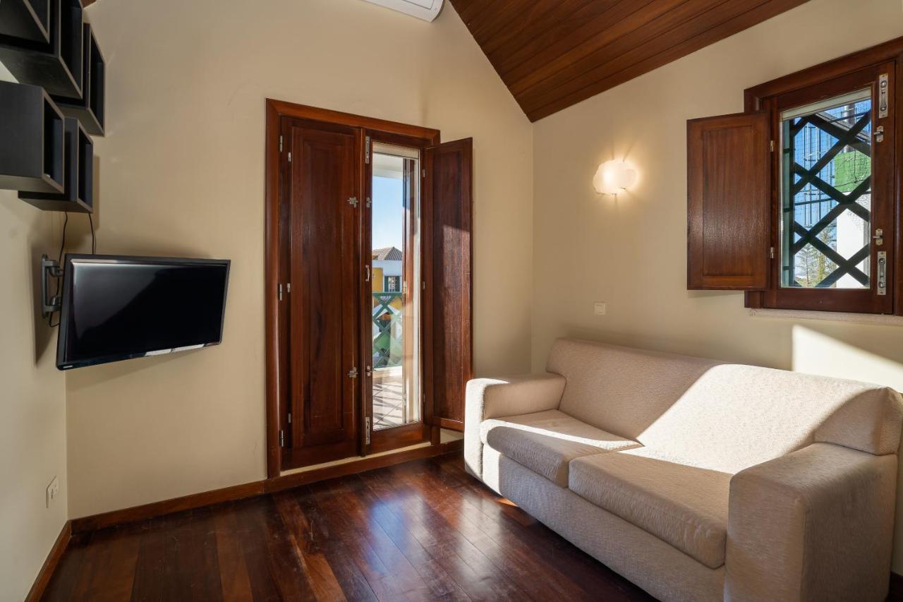 Holiday Villa In Elite Residential Area Of فارو المظهر الخارجي الصورة